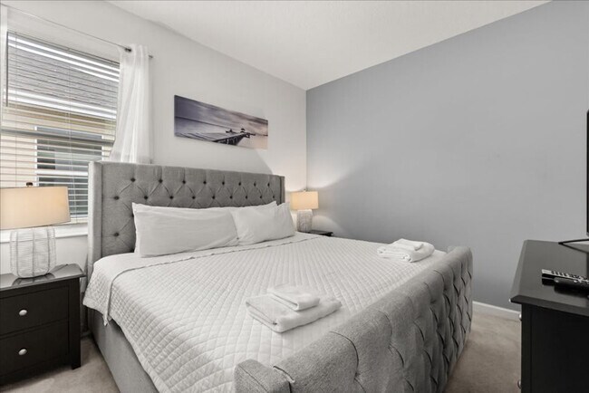 Building Photo - 4486 Monado Dr