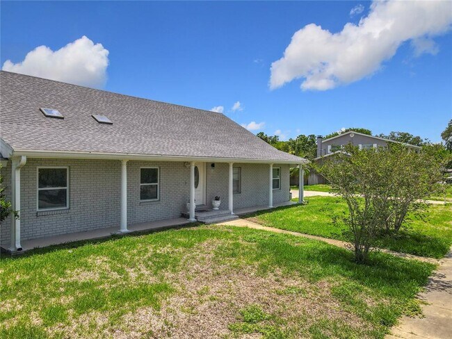 Building Photo - 120 Aldean Dr