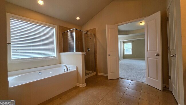 Building Photo - 5220 Brierstone Dr