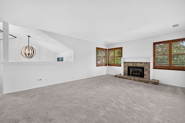 Building Photo - 1837 Lackland Dr
