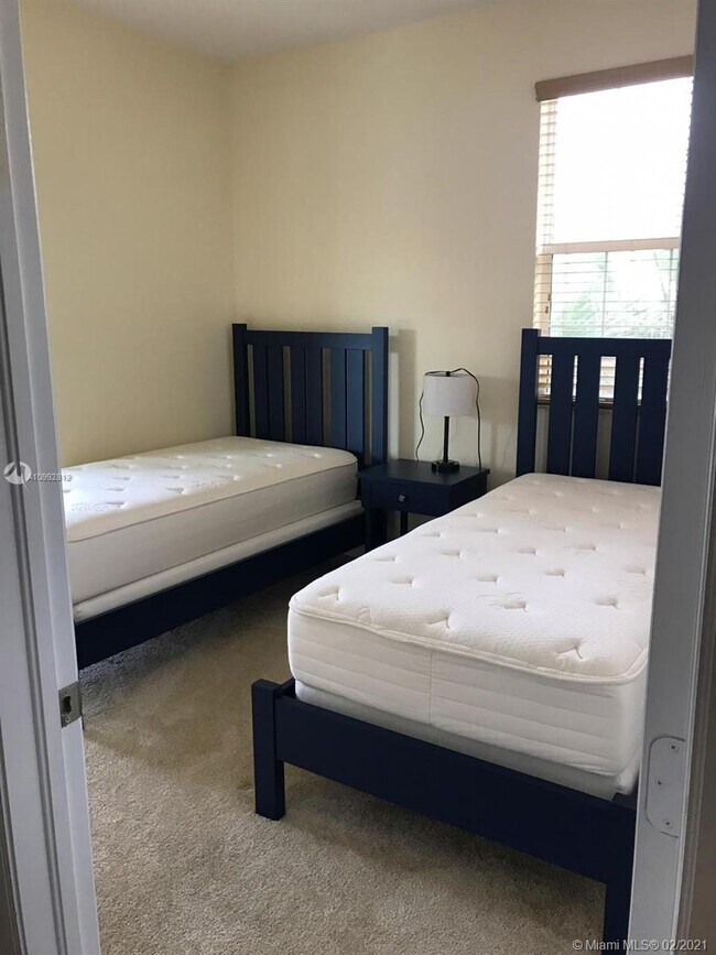 Building Photo - 14657 SW 14th St