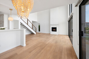 Building Photo - 1047 Santa Helena Park Ct