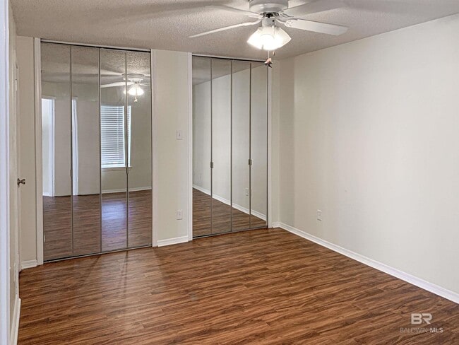 Building Photo - 5608 Cottage Hill Rd