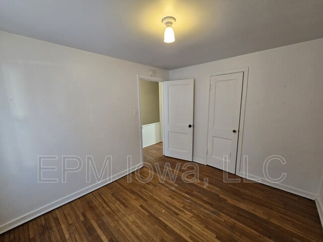 Building Photo - 235 Madison St