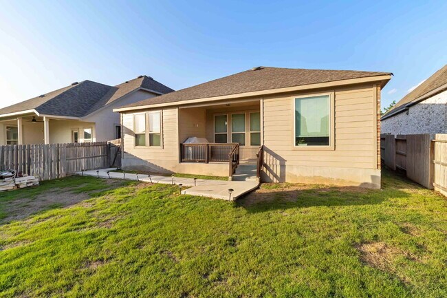 Building Photo - Beautiful single-story home in the sought-...