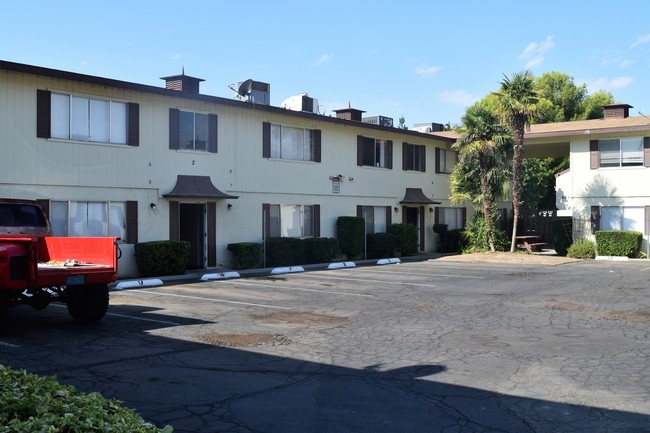 Building Photo - Taylor Manor Apartments