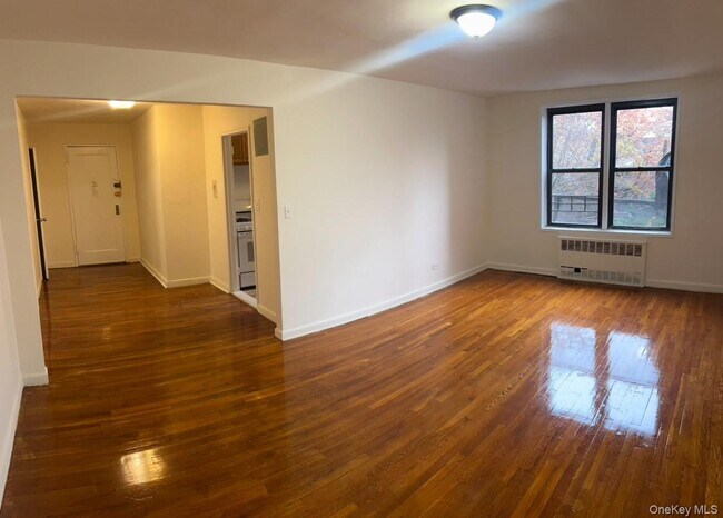 Building Photo - 89-20 55th Ave