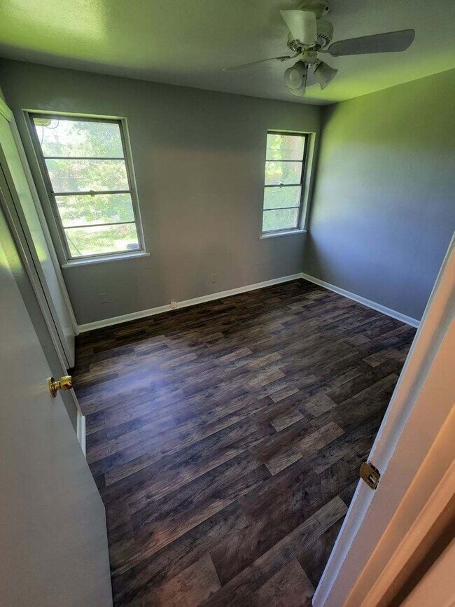 Building Photo - 3832 Claiborne Ave