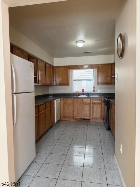 Building Photo - 41 3rd St