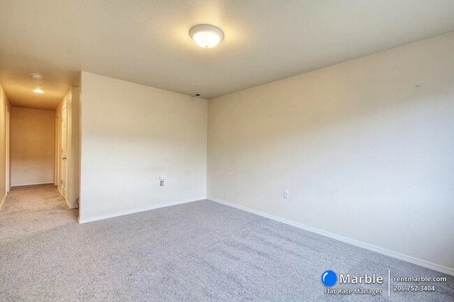 Building Photo - 4777 Whitworth Ave S