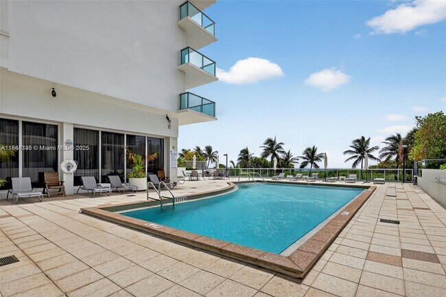 Building Photo - 9511 Collins Ave