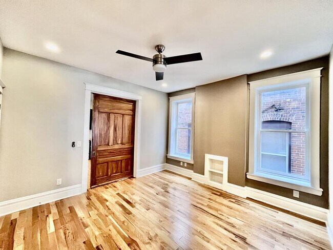 Building Photo - 3008 Cherokee St