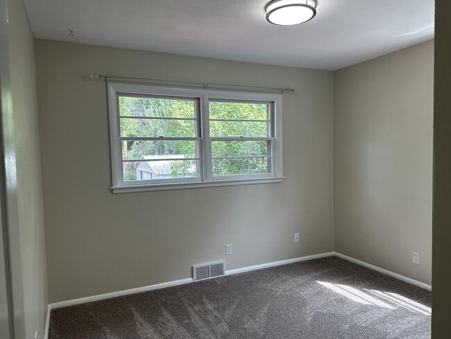 Building Photo - 1247 Avenue F