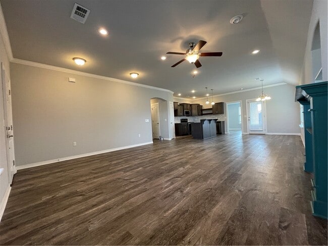 Building Photo - 4553 W Divide Dr