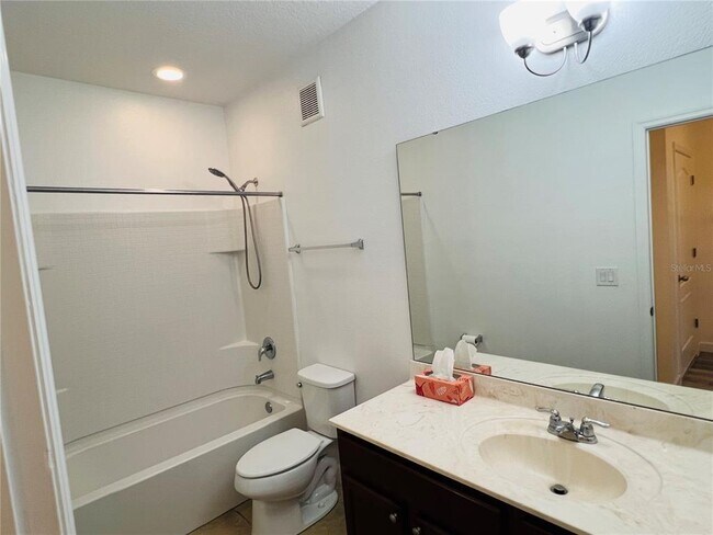 Building Photo - 6546 S Goldenrod Rd
