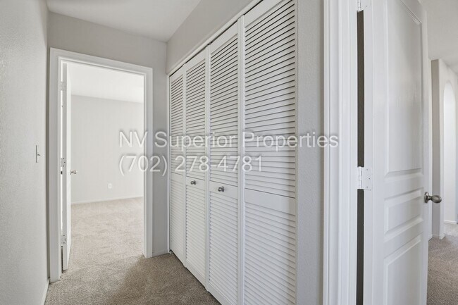 Building Photo - Henderson!!! Community: Cadence!! 4 Bedrooms!!! Bed & Full bath downstairs!! Loft/computer area u...