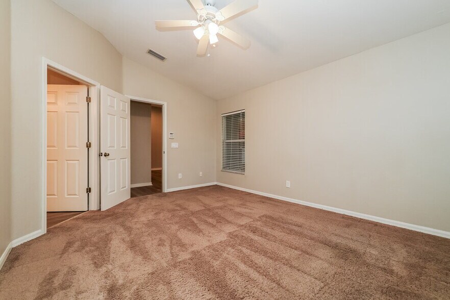 Building Photo - 11008 Laurel Brook Ct