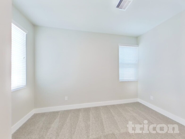 Building Photo - 4421 Bora Bora Ln