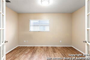 Building Photo - 216 Willow Crest