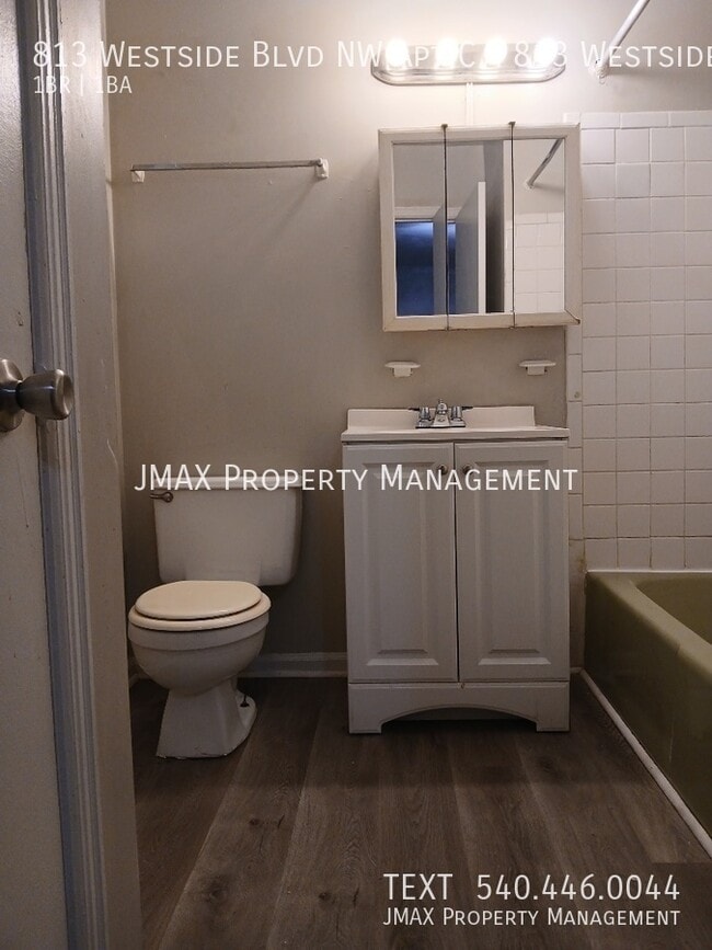 Building Photo - 813 Westside Blvd NW