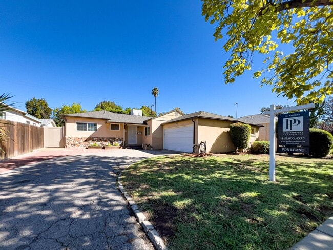 Primary Photo - Spacious 3BR Home near Lake Balboa!