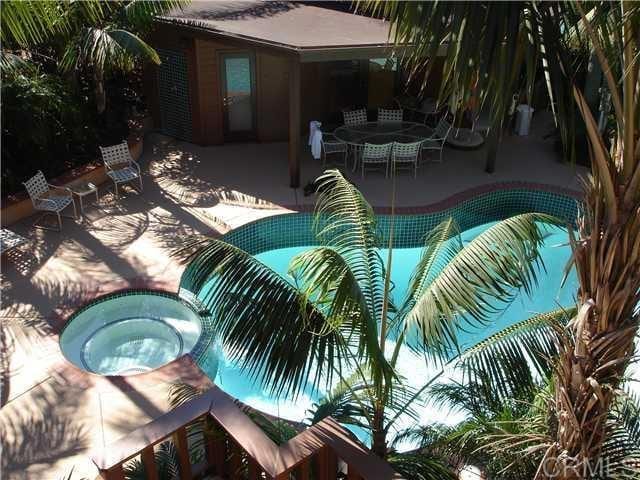 Building Photo - 714 Passiflora Ave