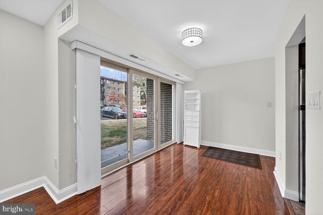 Building Photo - 12753 Dara Dr