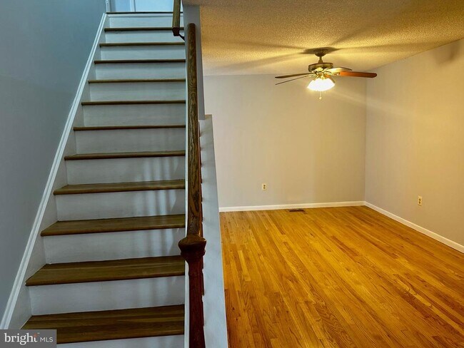 Building Photo - 99 Thoreau Dr