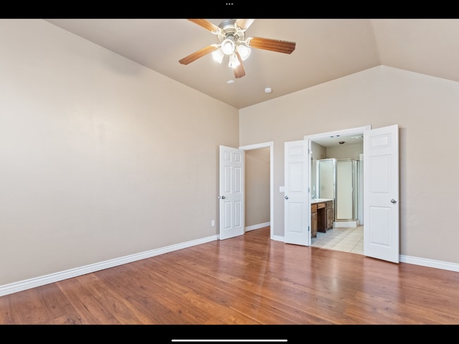 Building Photo - 2809 SW 92nd Ct