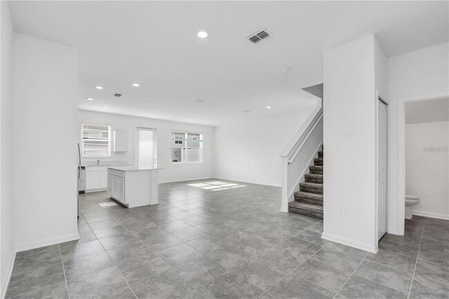 Building Photo - 121 Bogey Dr