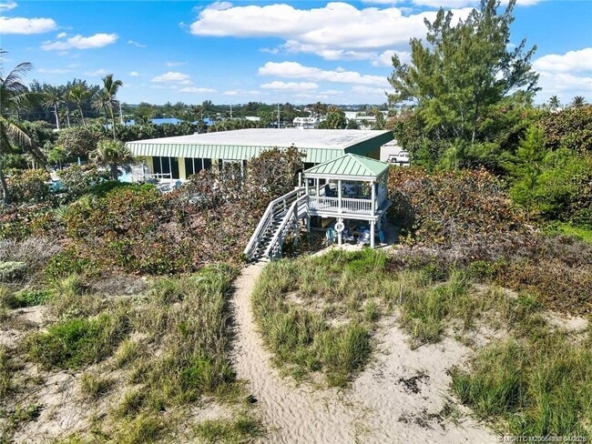 Building Photo - 10851 S Ocean Dr