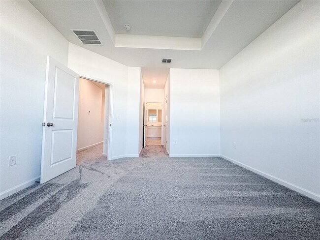 Building Photo - 417 Bogey Dr