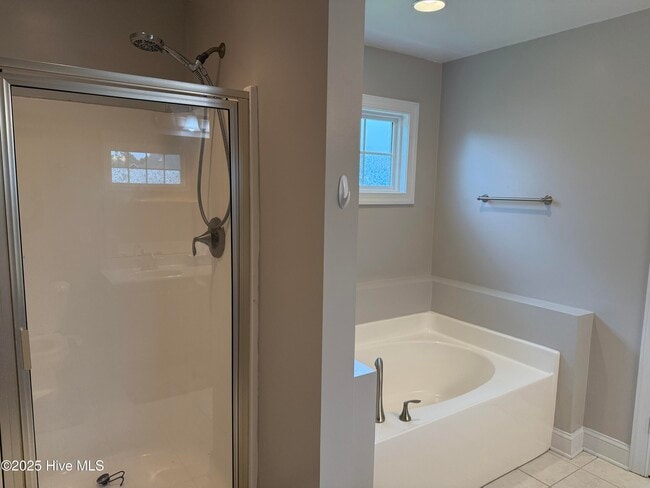 Building Photo - 204 Armistead Way