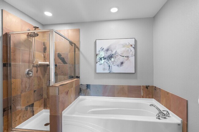 Building Photo - $3,350.00 - 2 Bedroom, 2.5 Bathroom Condo ...
