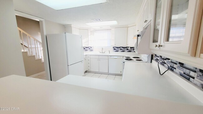 Building Photo - 6601 Pridgen St