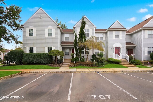 Building Photo - 707 Hatchery Ct