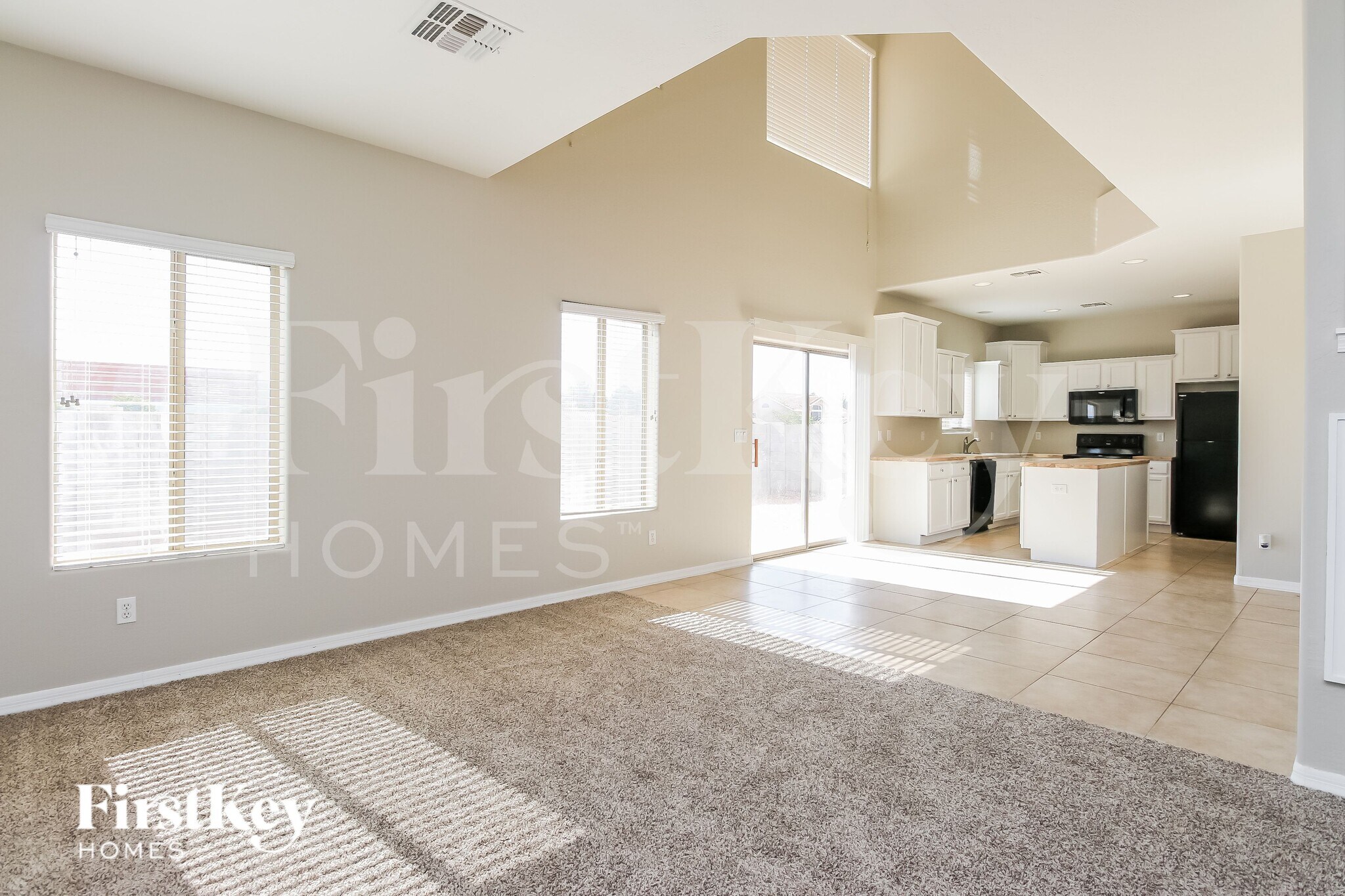 Building Photo - 7111 N 27th Ln