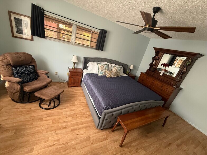 Building Photo - 4439 Black Fox Dr