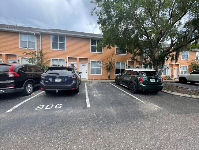 Primary Photo - 3970 SW 20th Ave