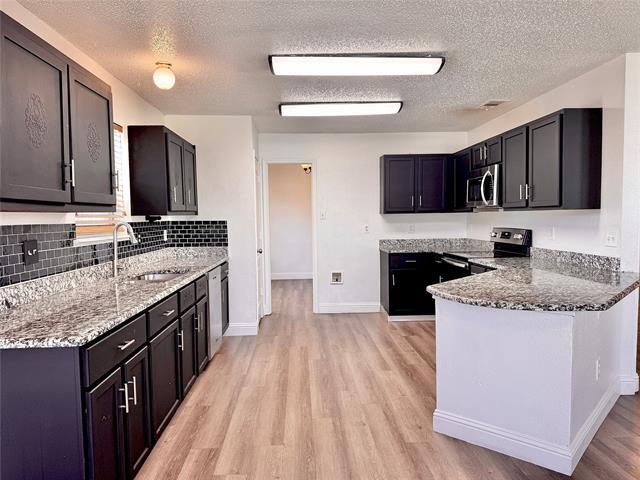 Building Photo - 201 Yosemite Dr