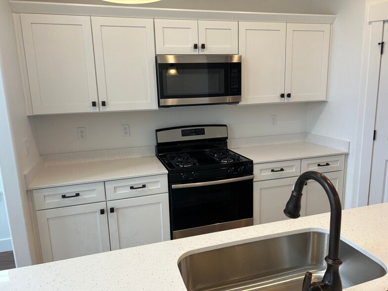 Building Photo - 4569 W Watchmen Way