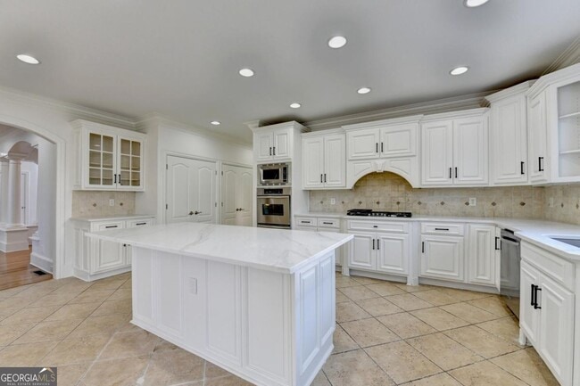 Building Photo - 7970 St Marlo Country Club Pkwy