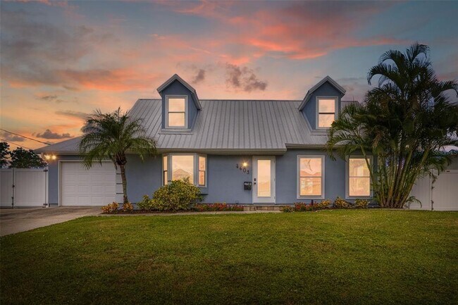 Building Photo - 4603 3rd Ave E