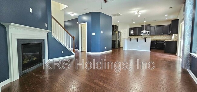 Building Photo - 210 Benthall Rd