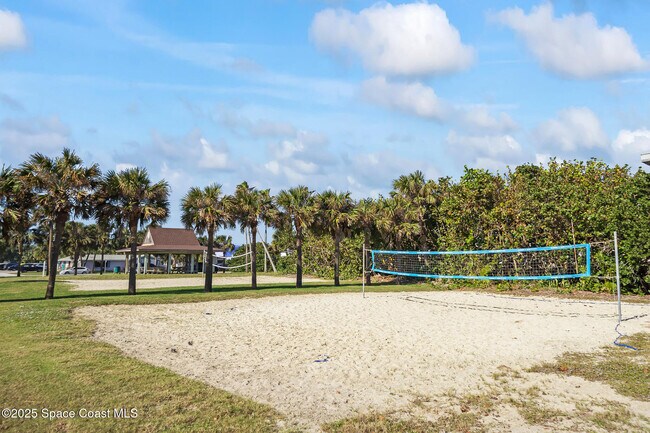 Building Photo - 2700 N Hwy A1A