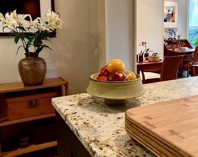 Building Photo - 72 Mt Vernon St