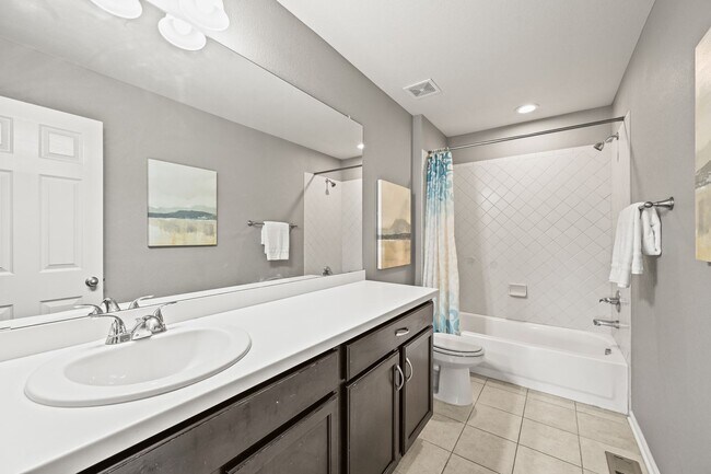 Building Photo - Beautiful 5 Bedroom Home- Move in Ready- C...