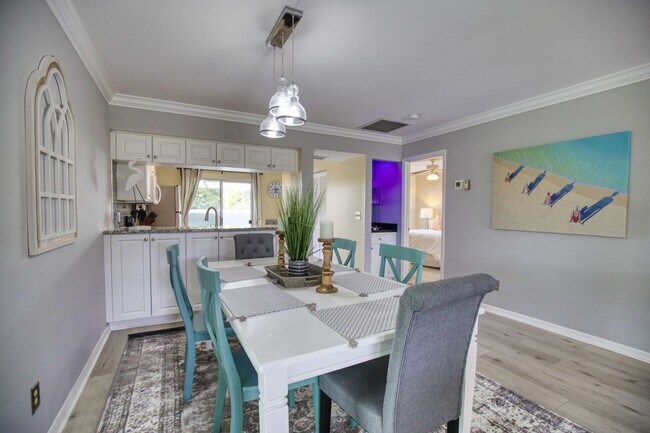 Building Photo - Seasonal Short-Term Villa at Augusta Villas in Plantation!