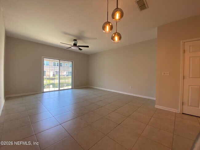 Building Photo - 11312 Estancia Villa Cir