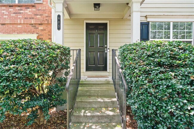 Building Photo - 605 Market Pl Ln